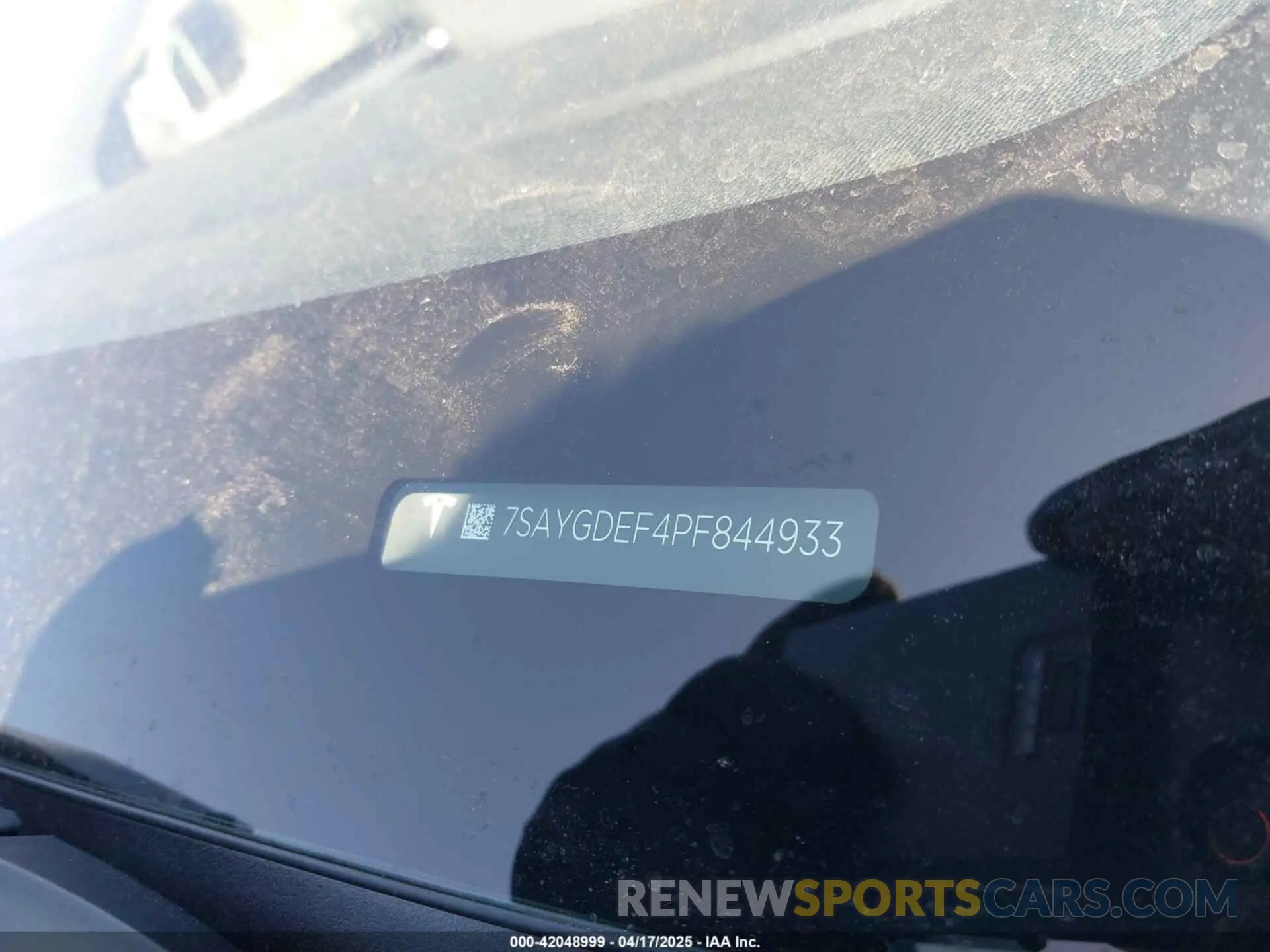 9 fotografías del automóvil dañado 7SAYGDEF4PF844933 TESLA MODEL Y 2023