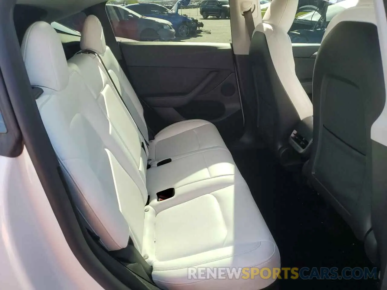 10 fotografías del automóvil dañado 7SAYGDEF4PF871940 TESLA MODEL Y 2023