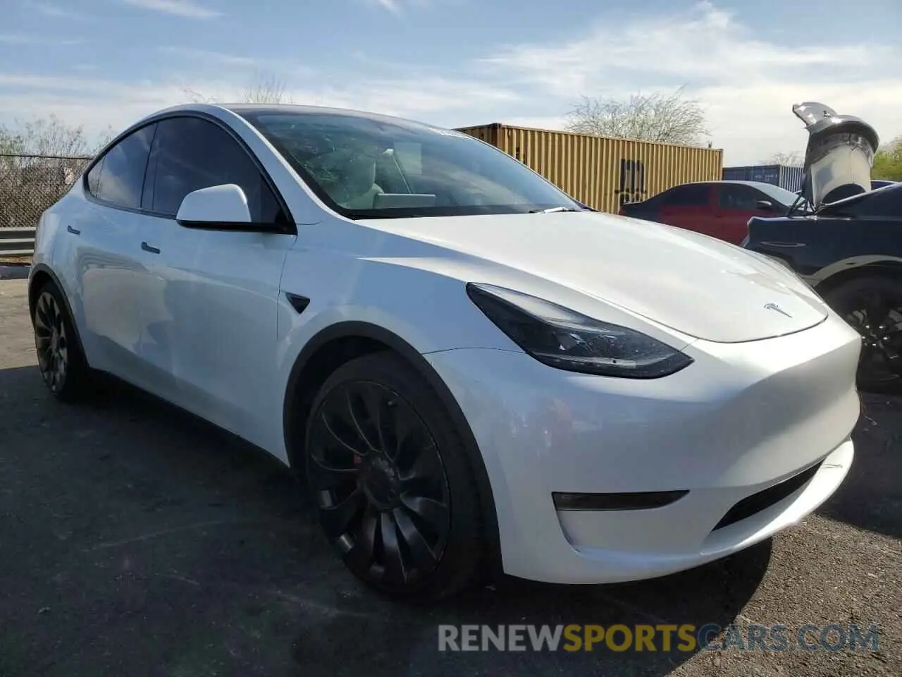 4 fotografías del automóvil dañado 7SAYGDEF4PF871940 TESLA MODEL Y 2023
