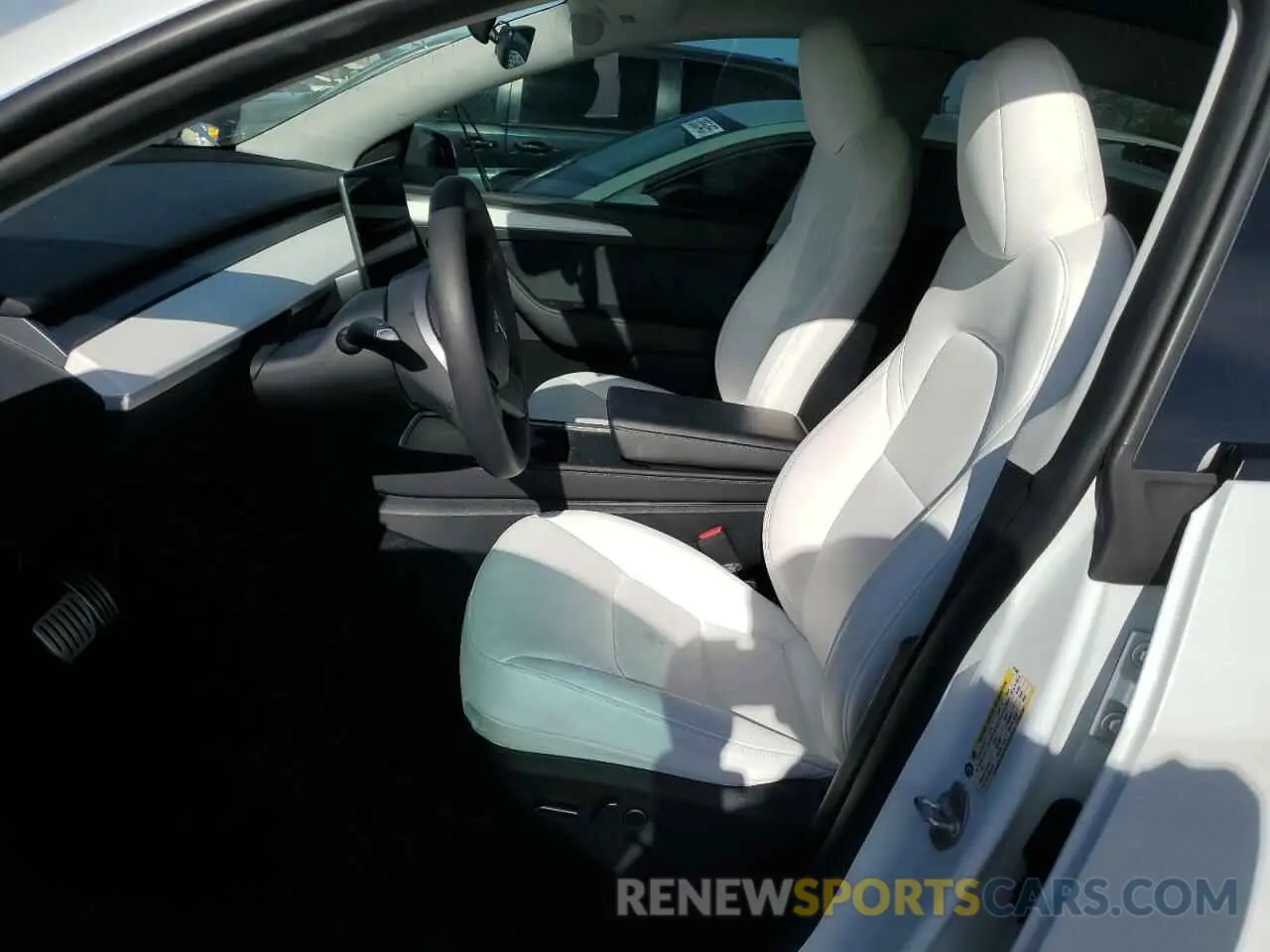 7 fotografías del automóvil dañado 7SAYGDEF4PF871940 TESLA MODEL Y 2023