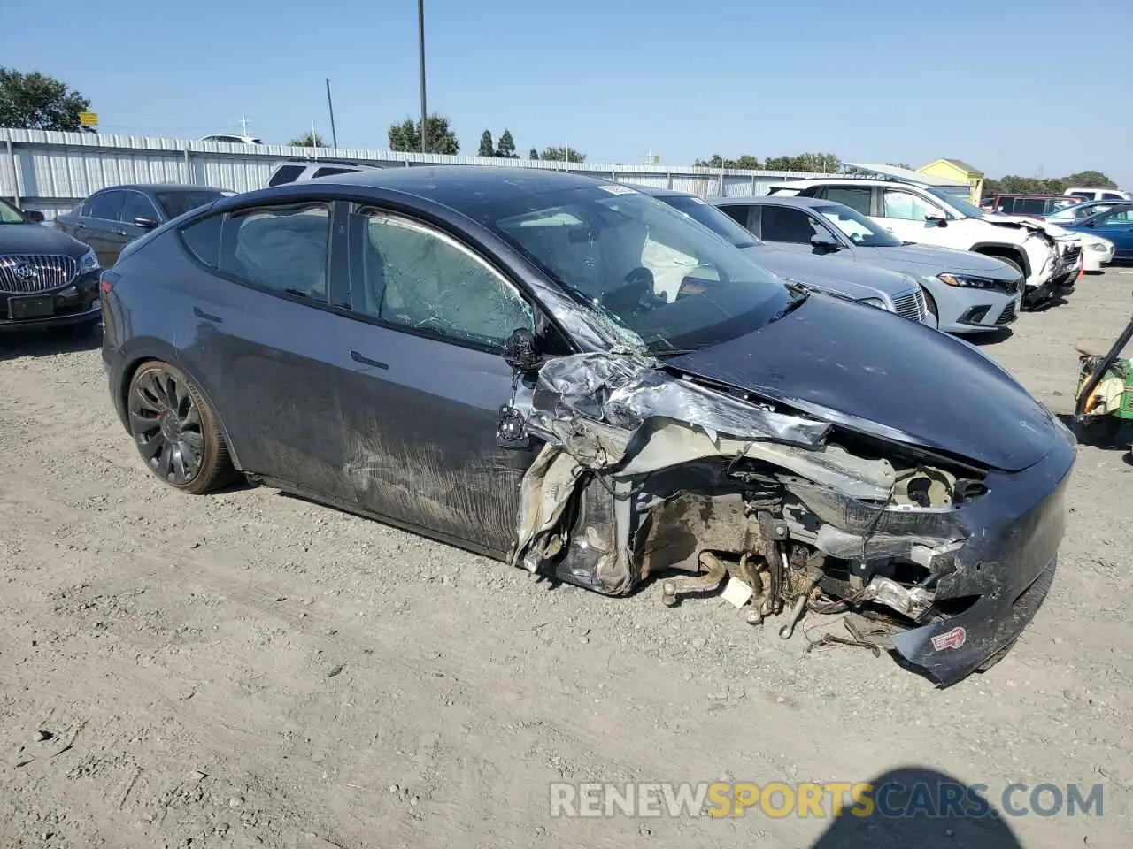 4 fotografías del automóvil dañado 7SAYGDEF4PF912339 TESLA MODEL Y 2023