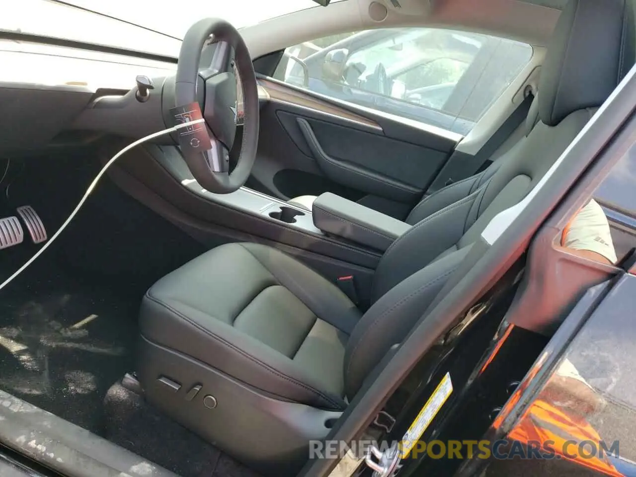 7 fotografías del automóvil dañado 7SAYGDEF4PF940447 TESLA MODEL Y 2023