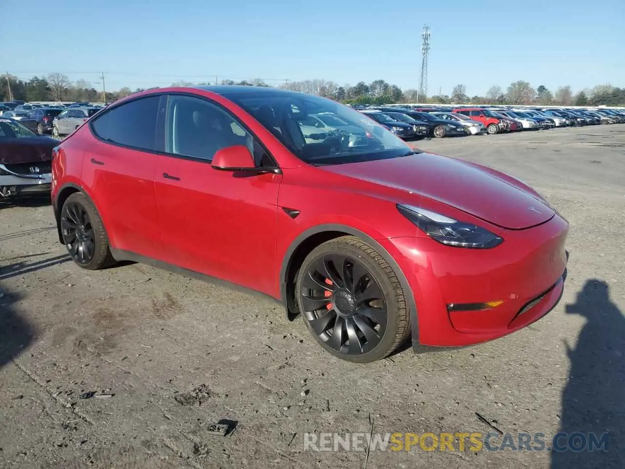 4 fotografías del automóvil dañado 7SAYGDEF4PF960357 TESLA MODEL Y 2023