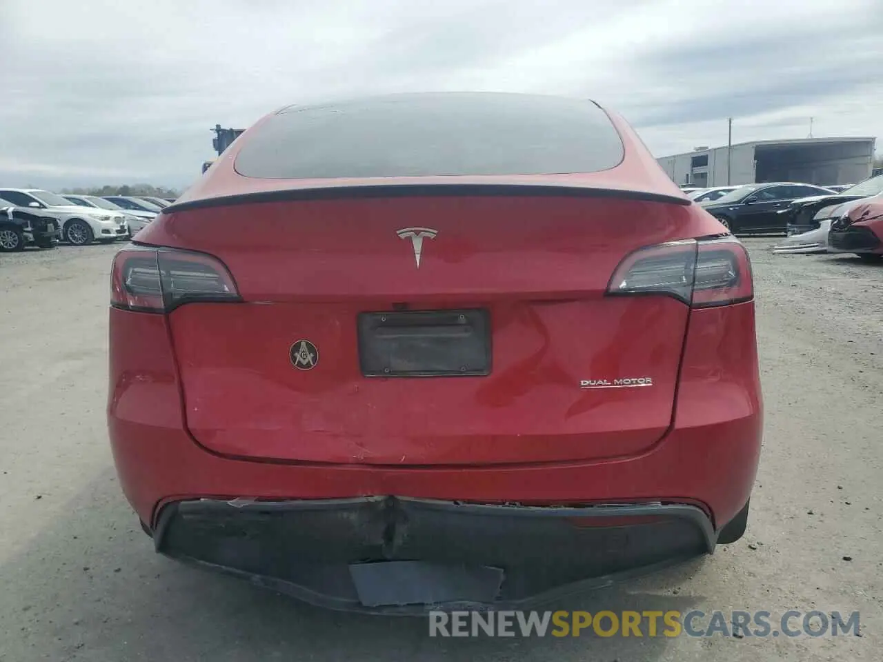 6 fotografías del automóvil dañado 7SAYGDEF4PF960357 TESLA MODEL Y 2023