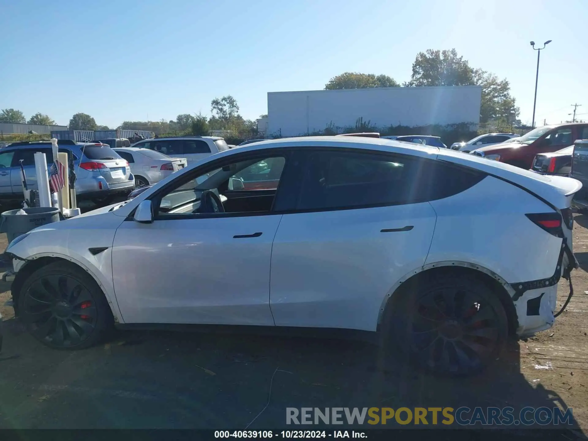 14 fotografías del automóvil dañado 7SAYGDEF5PF666305 TESLA MODEL Y 2023