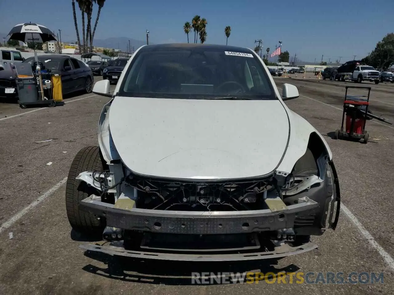 5 fotografías del automóvil dañado 7SAYGDEF5PF761026 TESLA MODEL Y 2023
