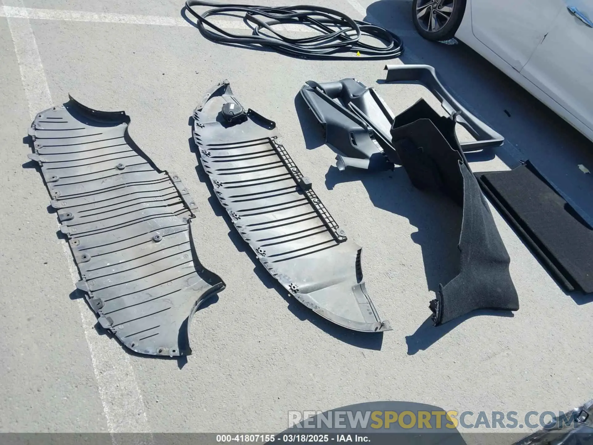 23 fotografías del automóvil dañado 7SAYGDEF5PF793197 TESLA MODEL Y 2023