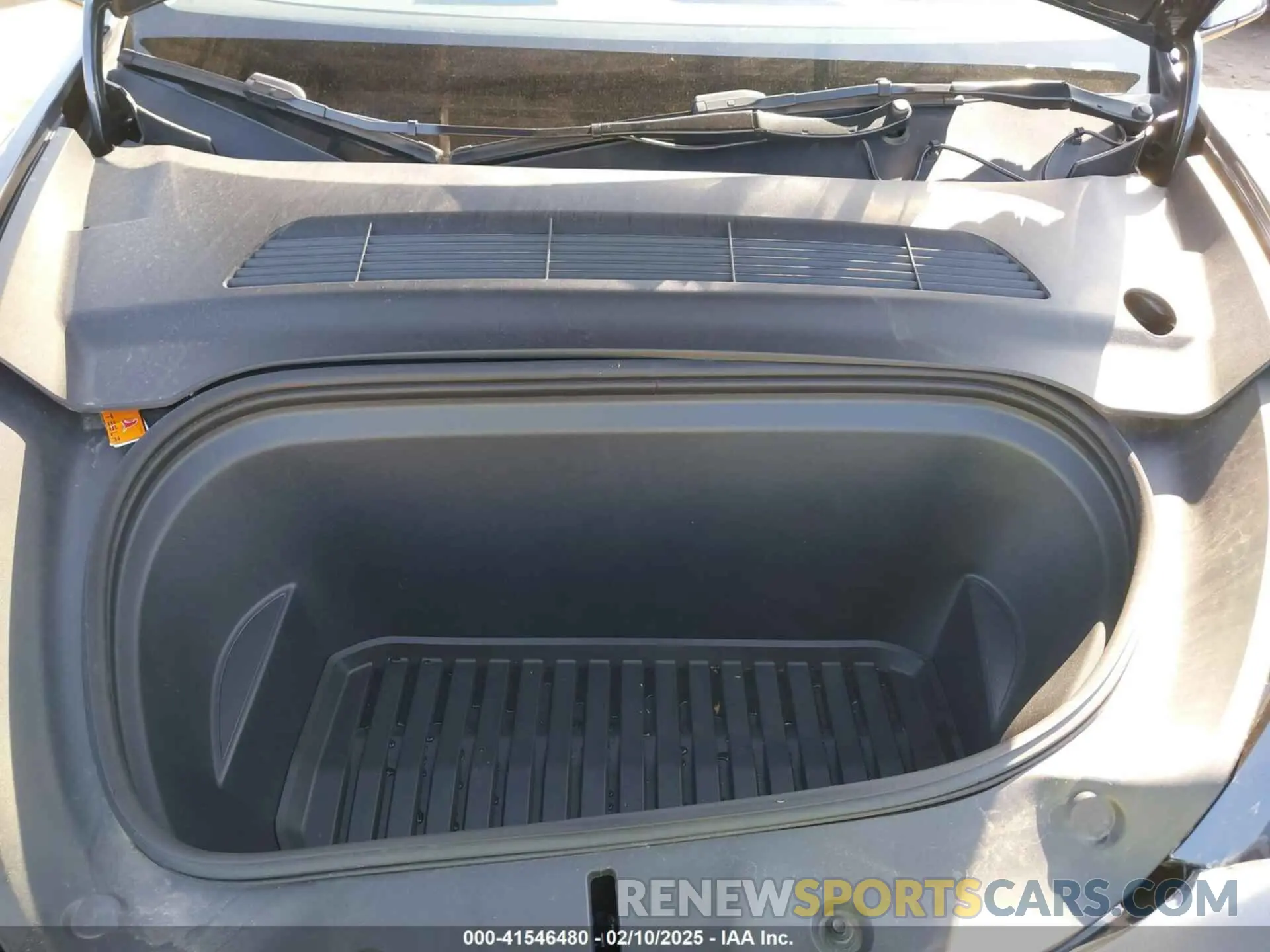 10 fotografías del automóvil dañado 7SAYGDEF5PF823122 TESLA MODEL Y 2023