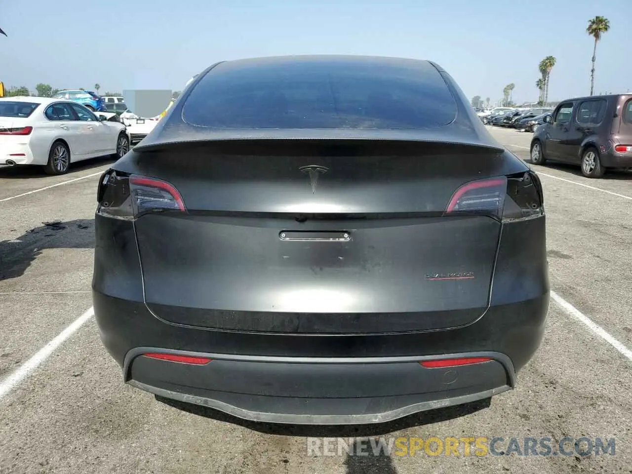 6 fotografías del automóvil dañado 7SAYGDEF5PF841619 TESLA MODEL Y 2023