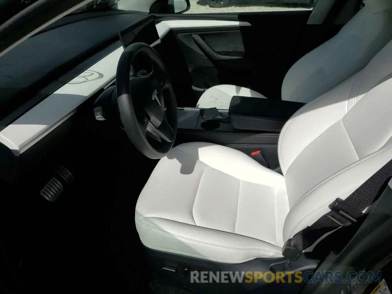 7 fotografías del automóvil dañado 7SAYGDEF5PF915038 TESLA MODEL Y 2023