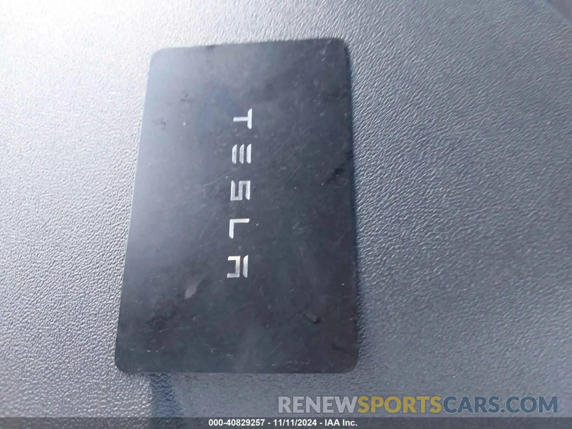 11 fotografías del automóvil dañado 7SAYGDEF6PF668564 TESLA MODEL Y 2023