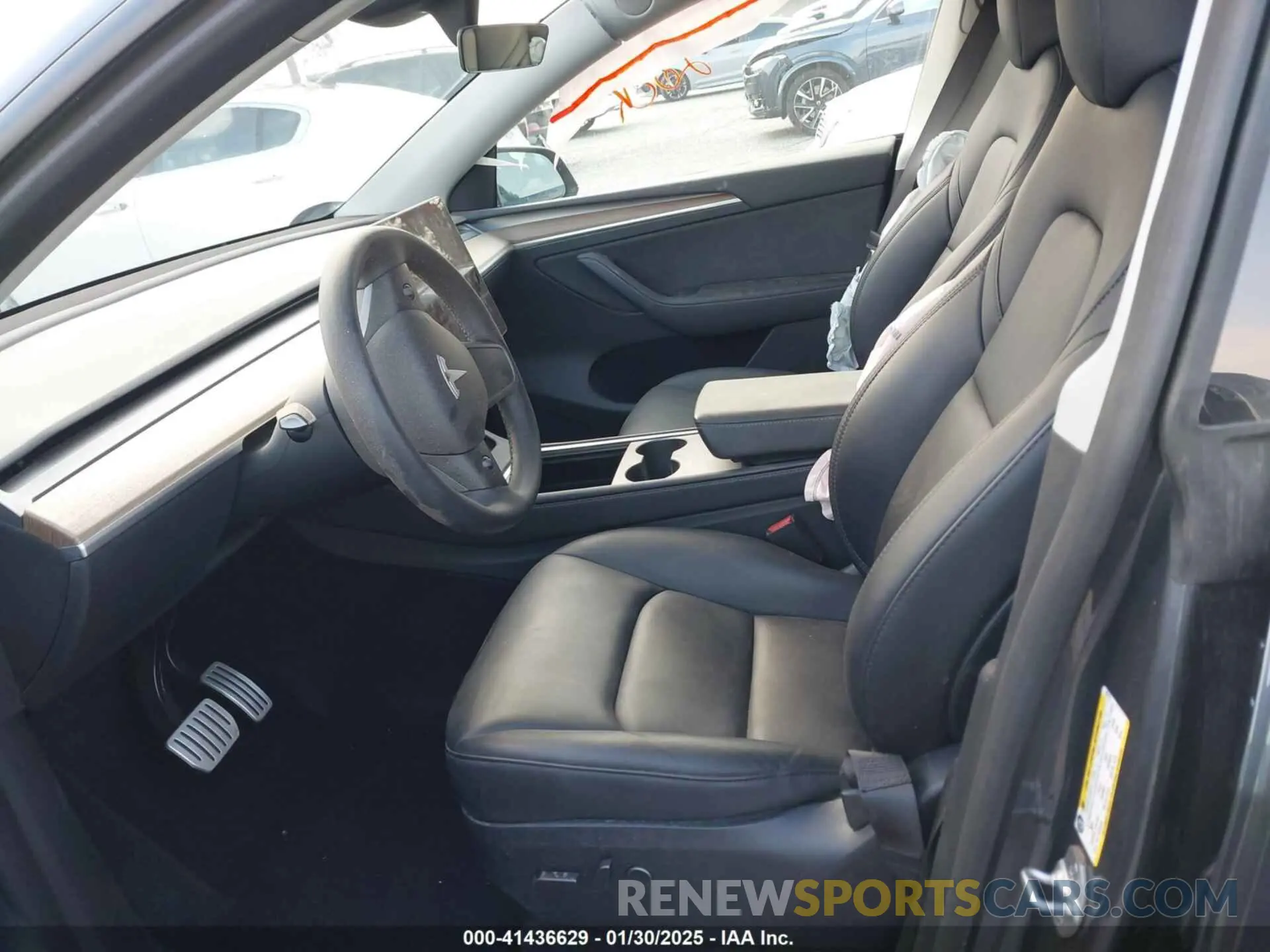 5 fotografías del automóvil dañado 7SAYGDEF6PF837174 TESLA MODEL Y 2023