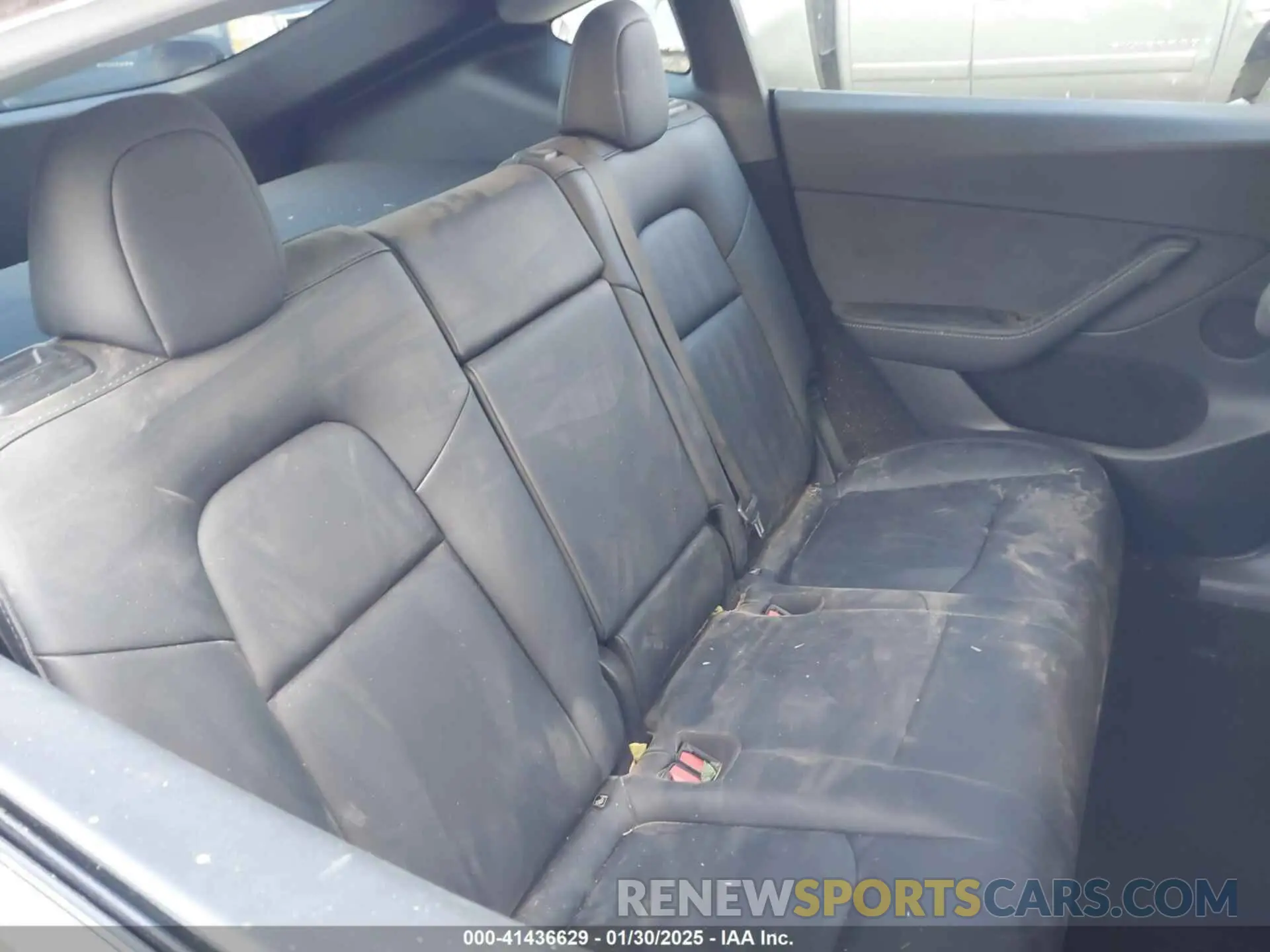 8 fotografías del automóvil dañado 7SAYGDEF6PF837174 TESLA MODEL Y 2023