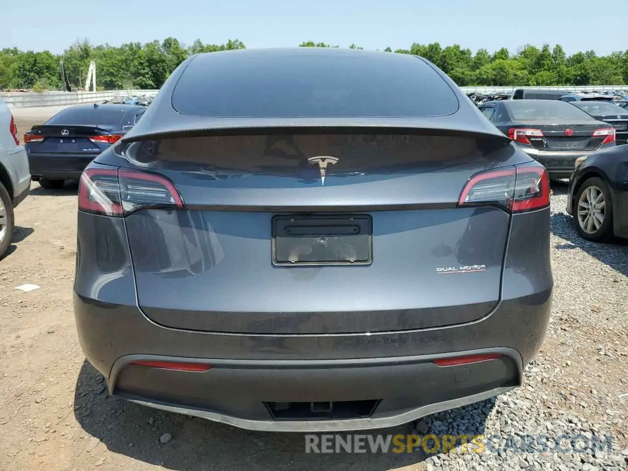 6 fotografías del automóvil dañado 7SAYGDEF6PF843413 TESLA MODEL Y 2023