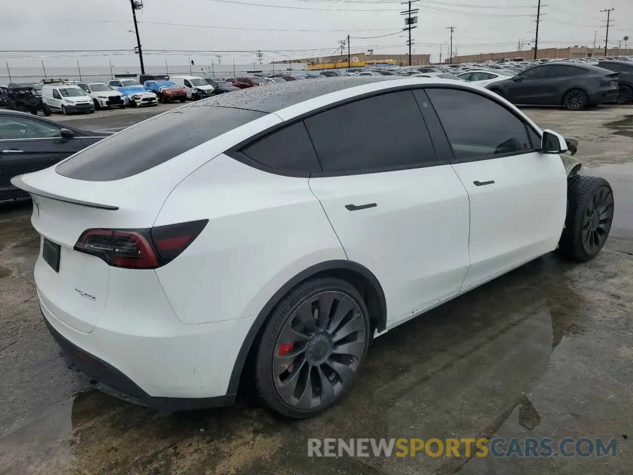 3 fotografías del automóvil dañado 7SAYGDEF7PF602959 TESLA MODEL Y 2023