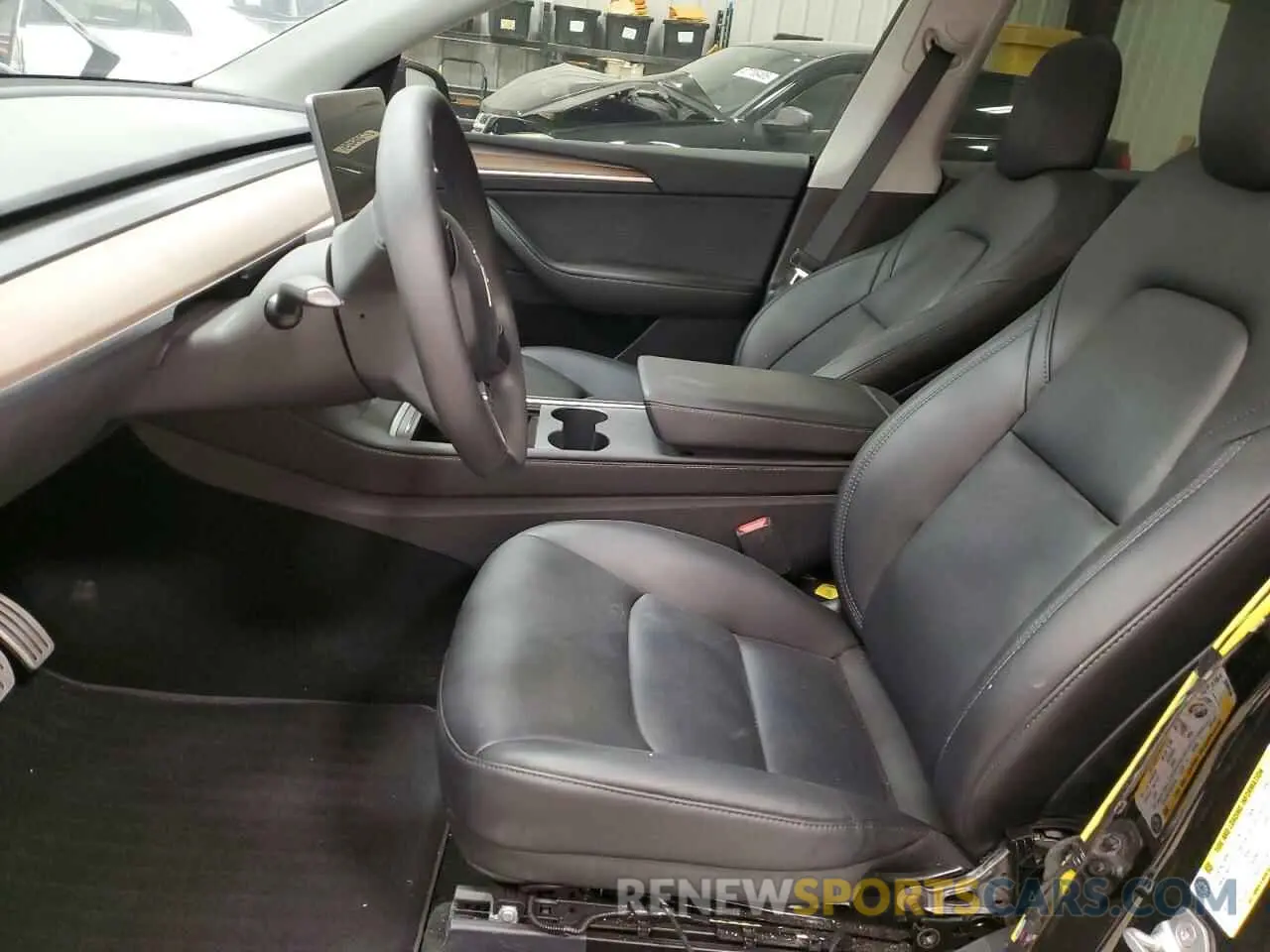 7 fotografías del automóvil dañado 7SAYGDEF7PF643902 TESLA MODEL Y 2023