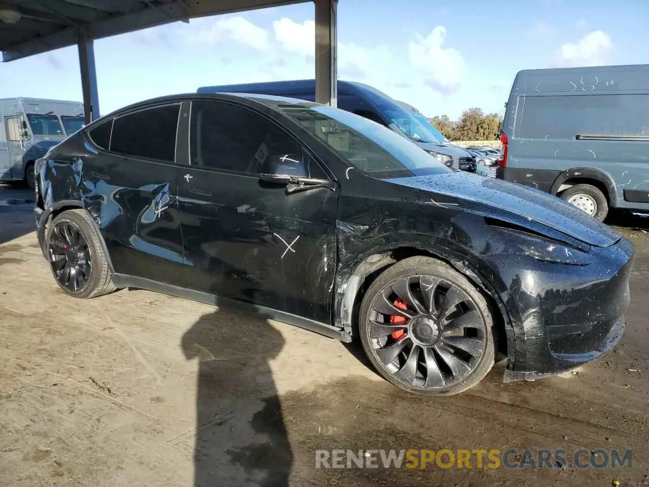 4 fotografías del automóvil dañado 7SAYGDEF7PF786817 TESLA MODEL Y 2023