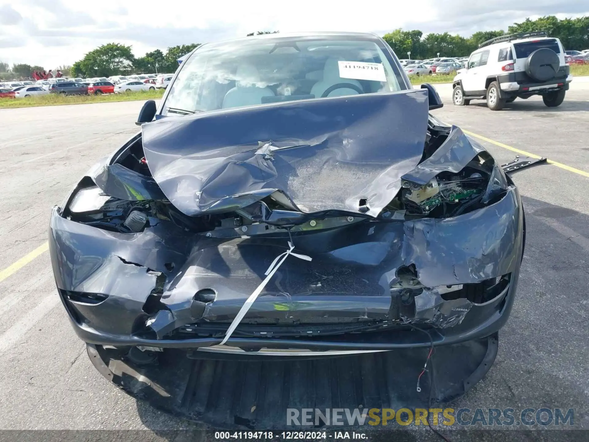 6 fotografías del automóvil dañado 7SAYGDEF7PF806869 TESLA MODEL Y 2023