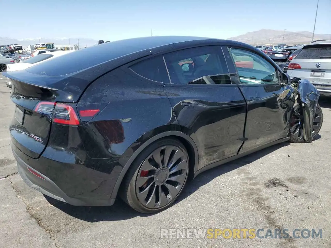 3 fotografías del automóvil dañado 7SAYGDEF7PF839449 TESLA MODEL Y 2023