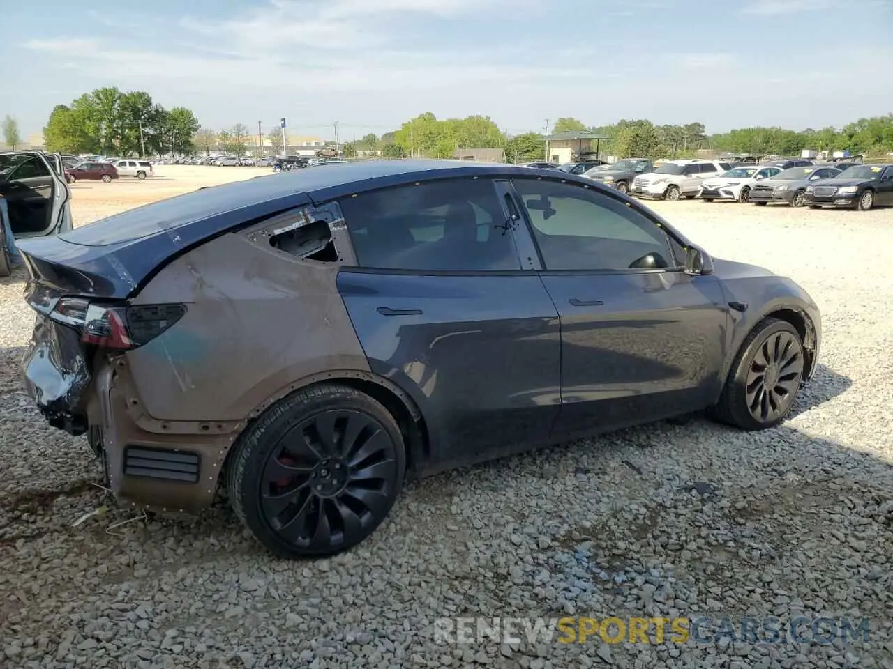 3 fotografías del automóvil dañado 7SAYGDEF7PF845560 TESLA MODEL Y 2023