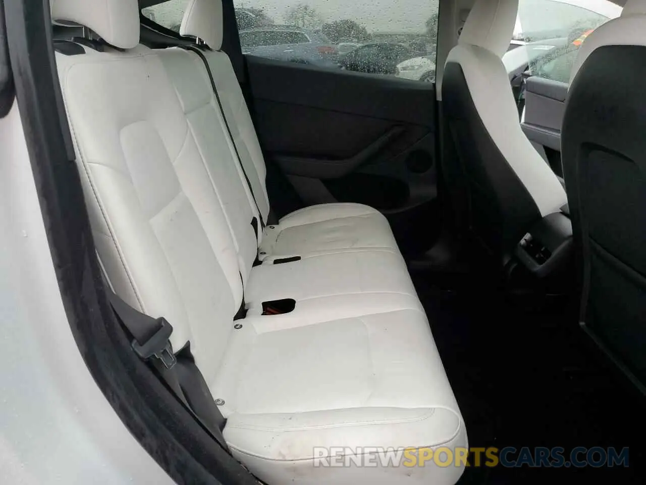 10 fotografías del automóvil dañado 7SAYGDEF8PF814897 TESLA MODEL Y 2023