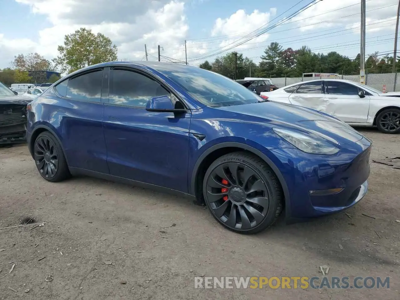 4 fotografías del automóvil dañado 7SAYGDEF8PF870211 TESLA MODEL Y 2023