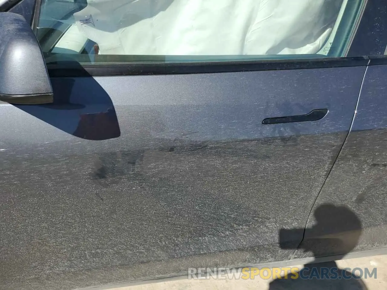 7 fotografías del automóvil dañado 7SAYGDEF8PF902588 TESLA MODEL Y 2023
