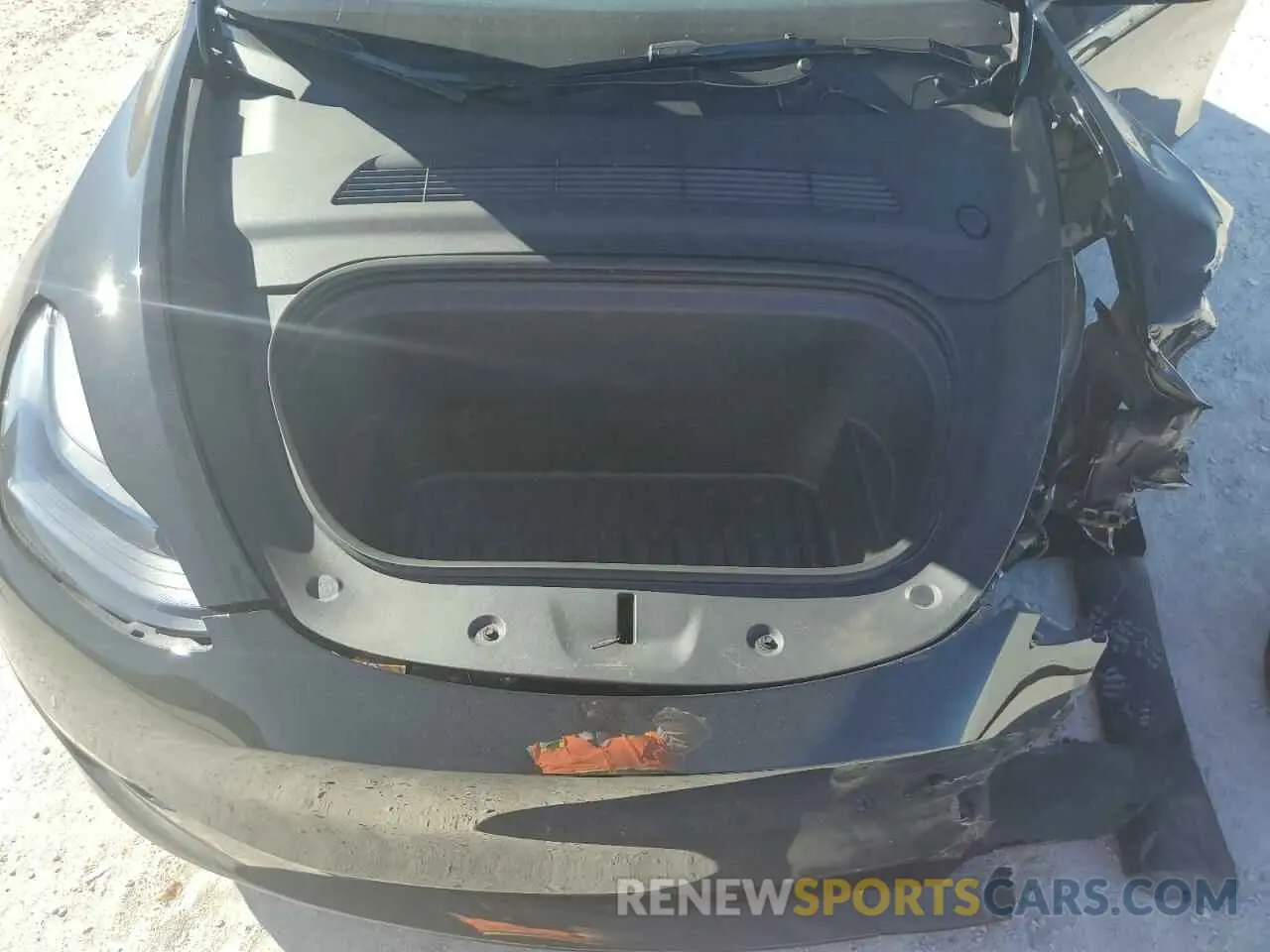11 fotografías del automóvil dañado 7SAYGDEF8PF921402 TESLA MODEL Y 2023