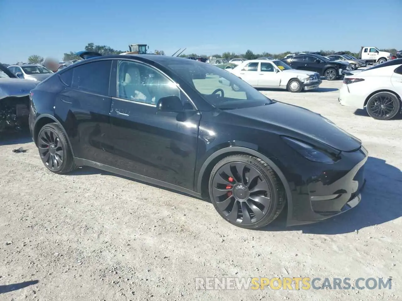 4 fotografías del automóvil dañado 7SAYGDEF8PF921402 TESLA MODEL Y 2023