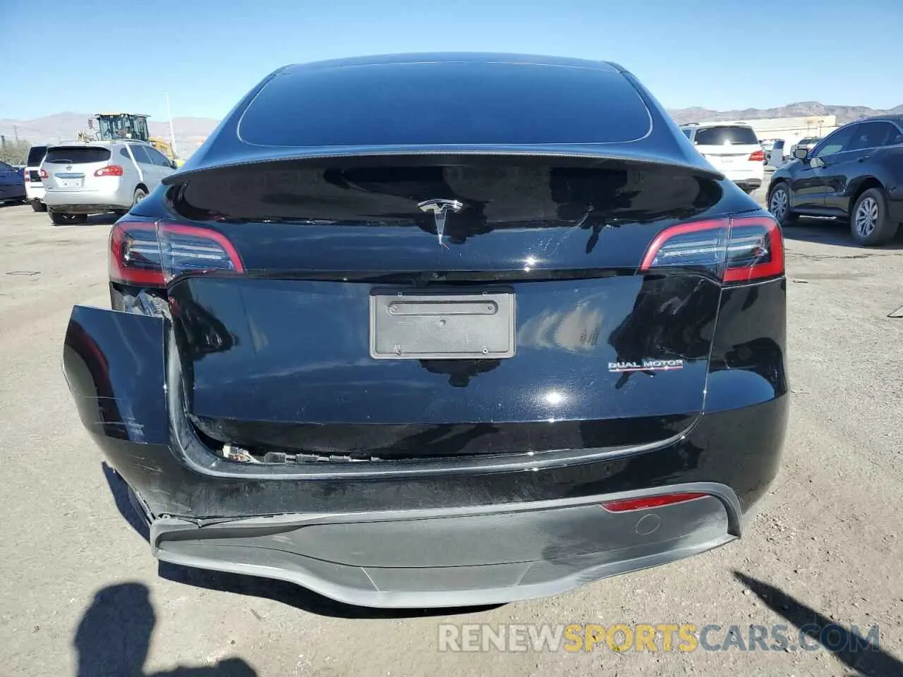 6 fotografías del automóvil dañado 7SAYGDEF8PF925238 TESLA MODEL Y 2023