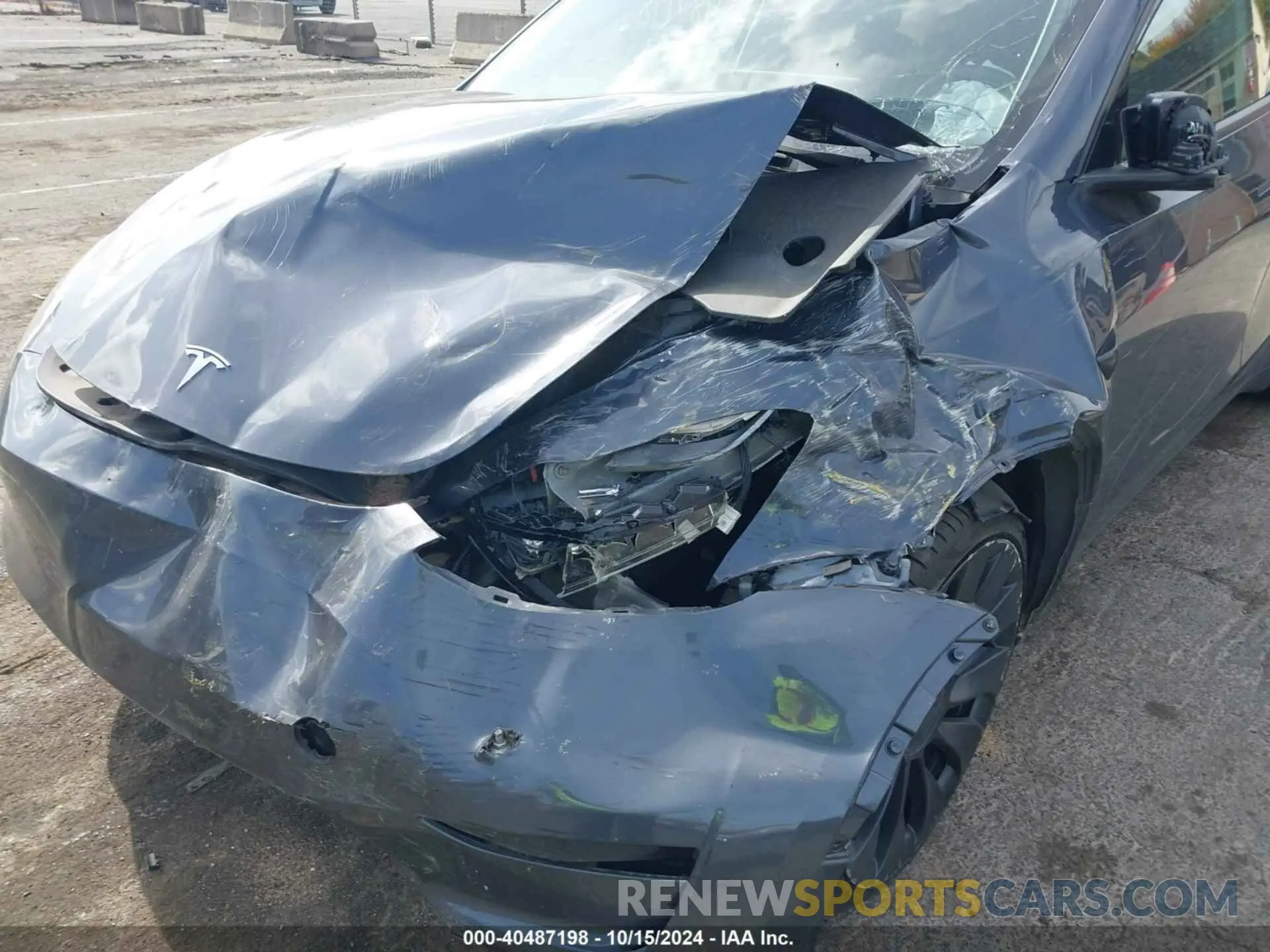 6 fotografías del automóvil dañado 7SAYGDEF9PF588806 TESLA MODEL Y 2023