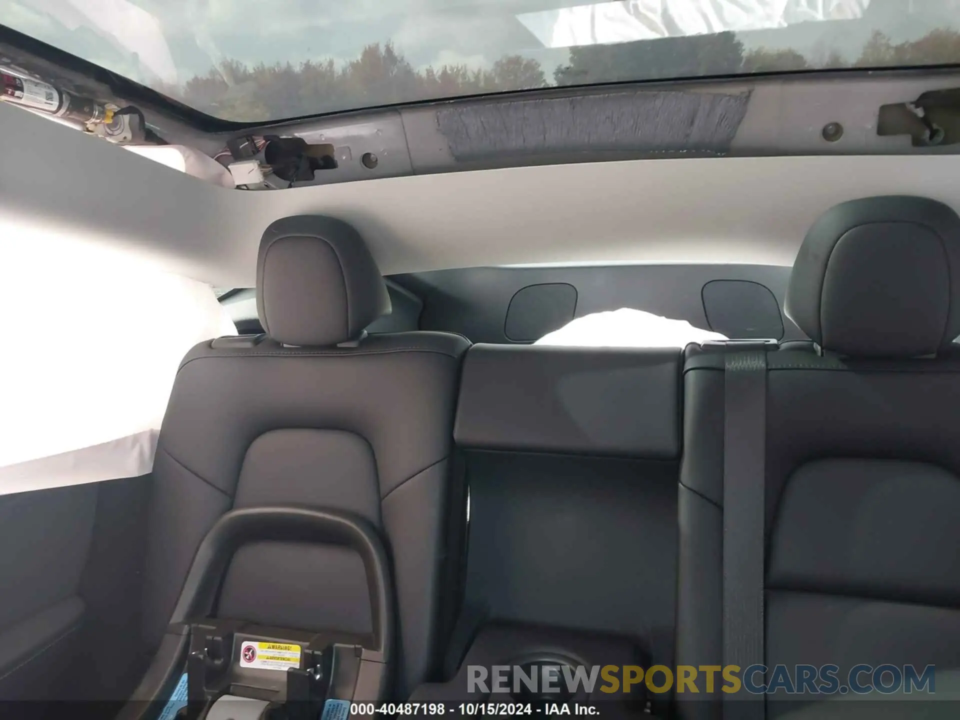 8 fotografías del automóvil dañado 7SAYGDEF9PF588806 TESLA MODEL Y 2023