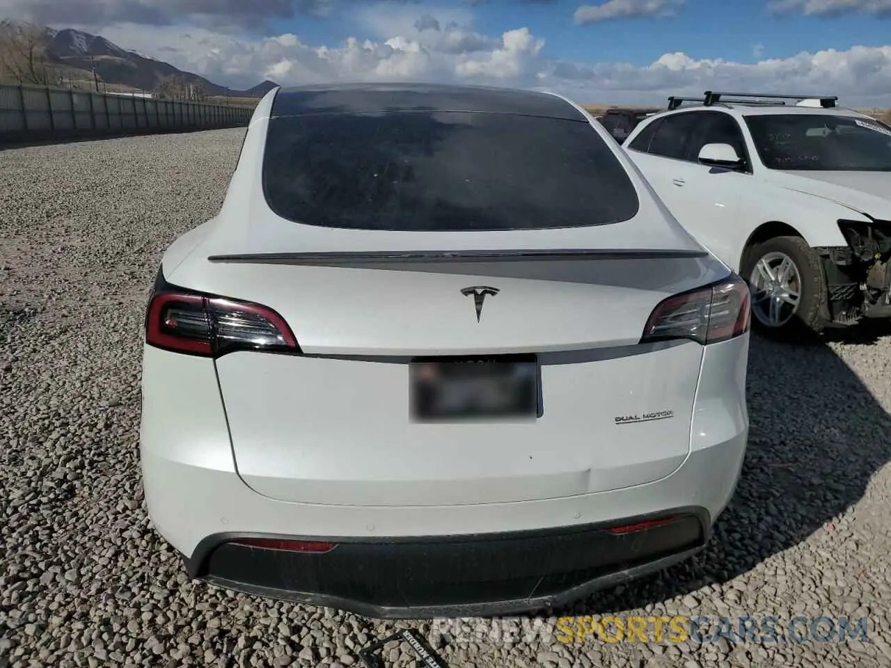 6 fotografías del automóvil dañado 7SAYGDEF9PF590376 TESLA MODEL Y 2023