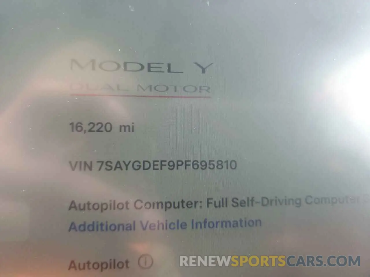 9 fotografías del automóvil dañado 7SAYGDEF9PF695810 TESLA MODEL Y 2023