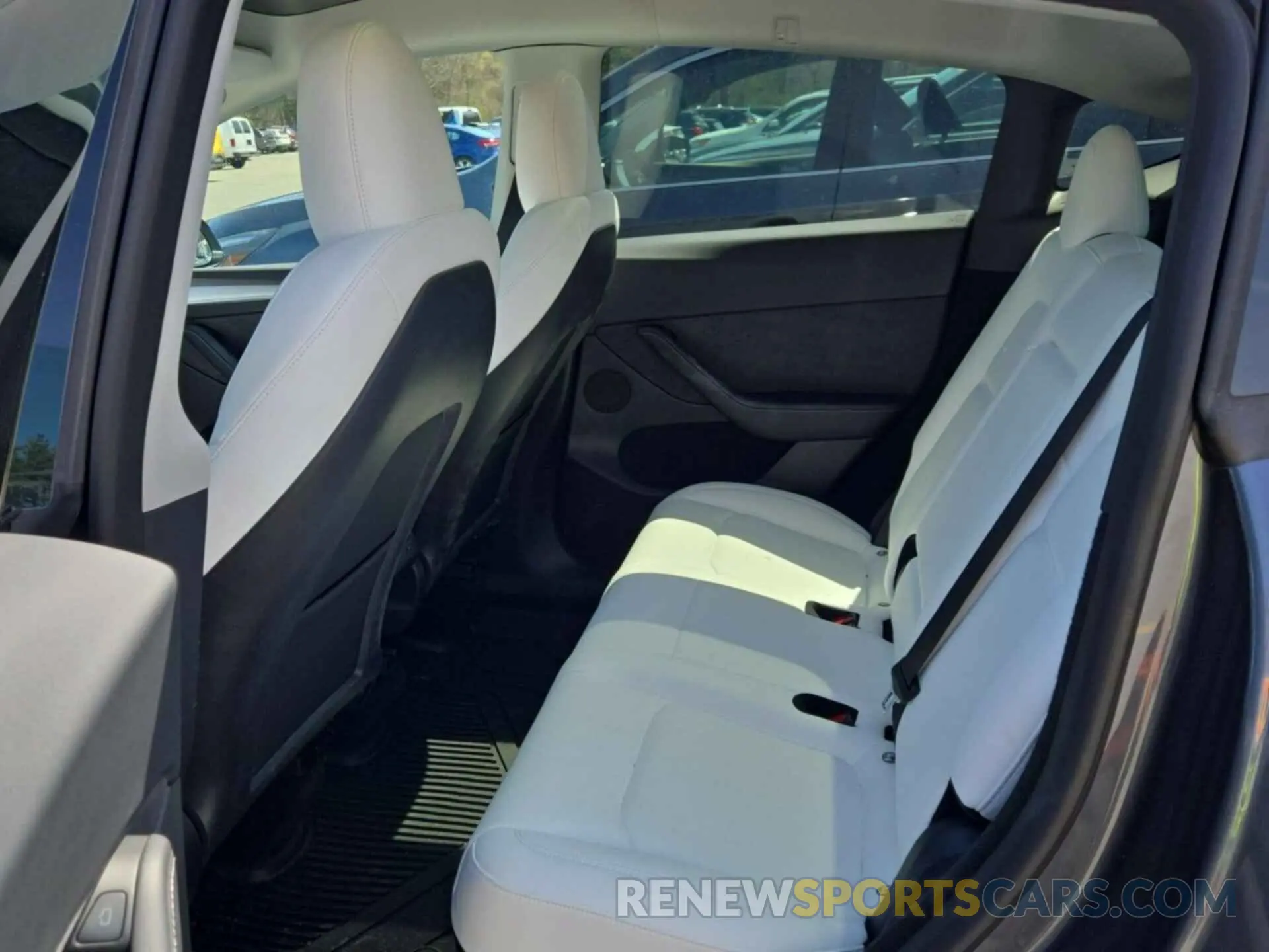 13 fotografías del automóvil dañado 7SAYGDEF9PF700567 TESLA MODEL Y 2023
