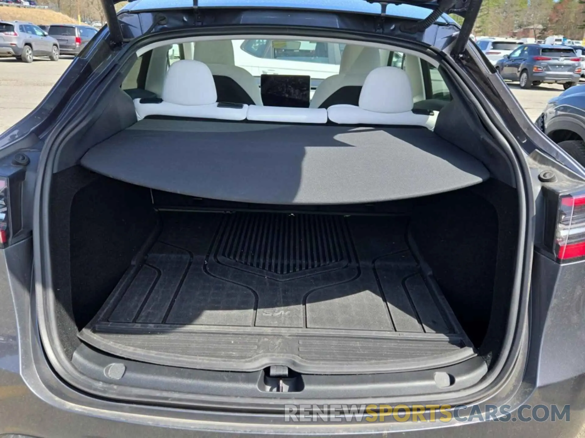 15 fotografías del automóvil dañado 7SAYGDEF9PF700567 TESLA MODEL Y 2023