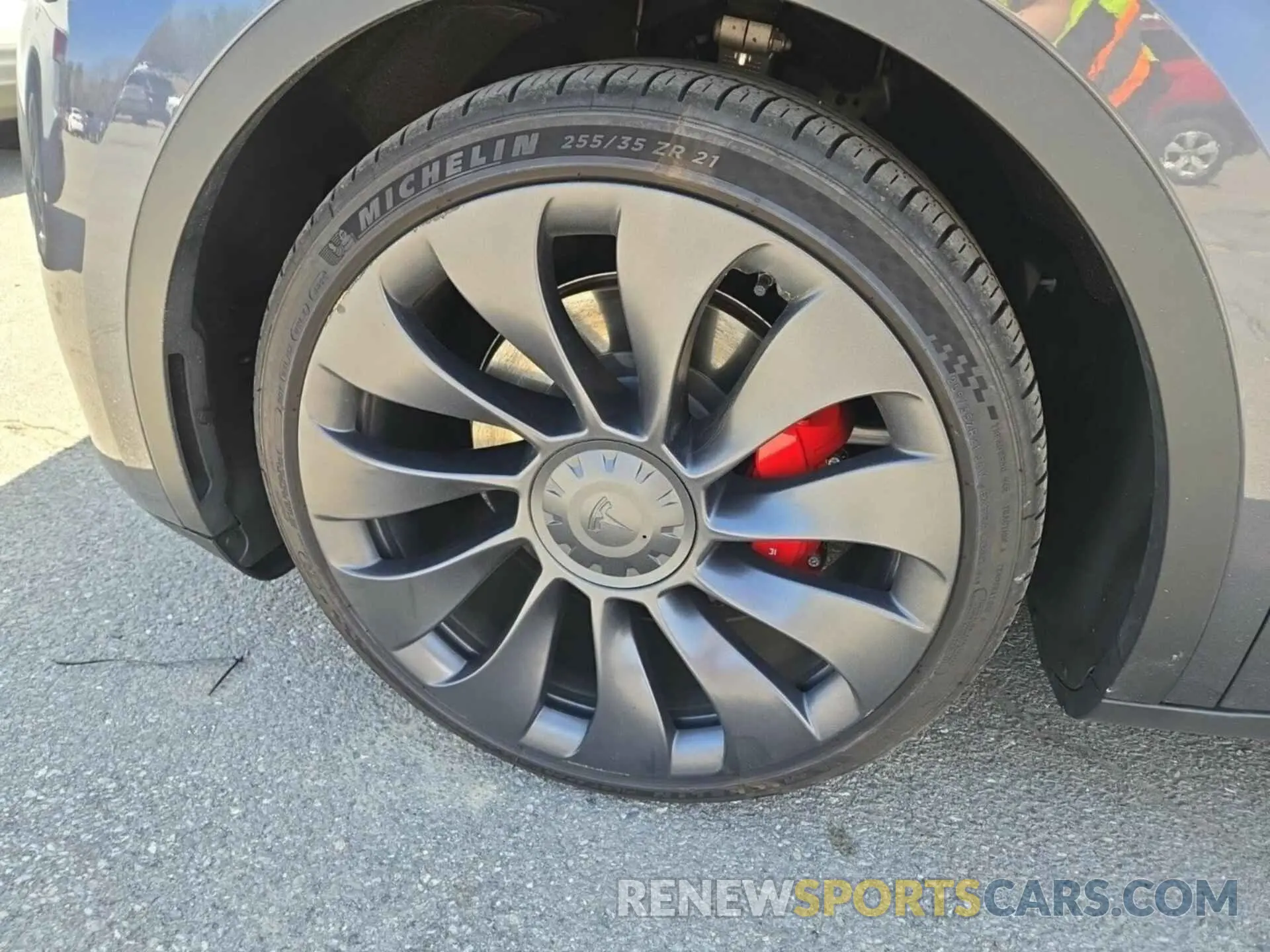 3 fotografías del automóvil dañado 7SAYGDEF9PF700567 TESLA MODEL Y 2023
