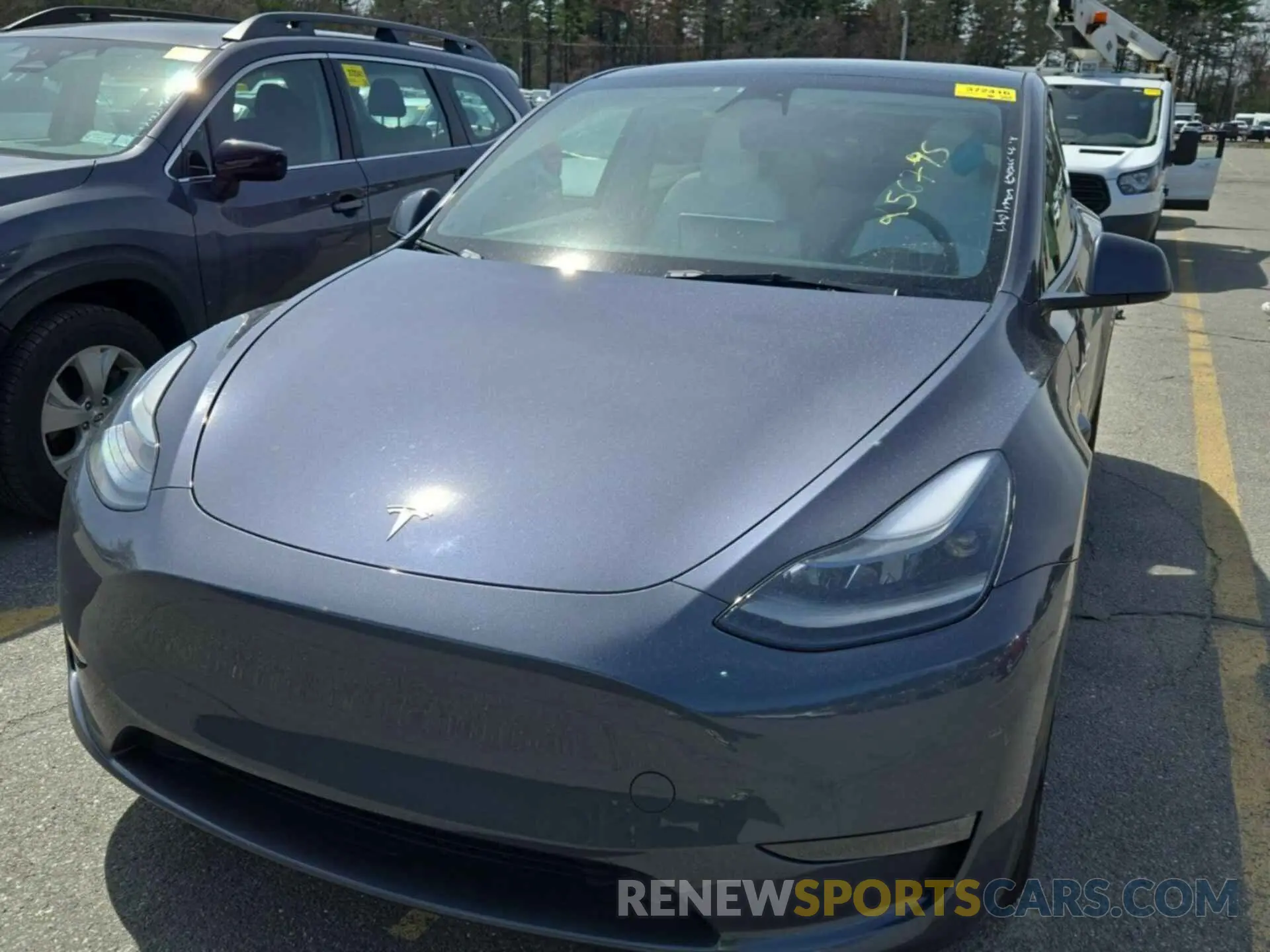 7 fotografías del automóvil dañado 7SAYGDEF9PF700567 TESLA MODEL Y 2023