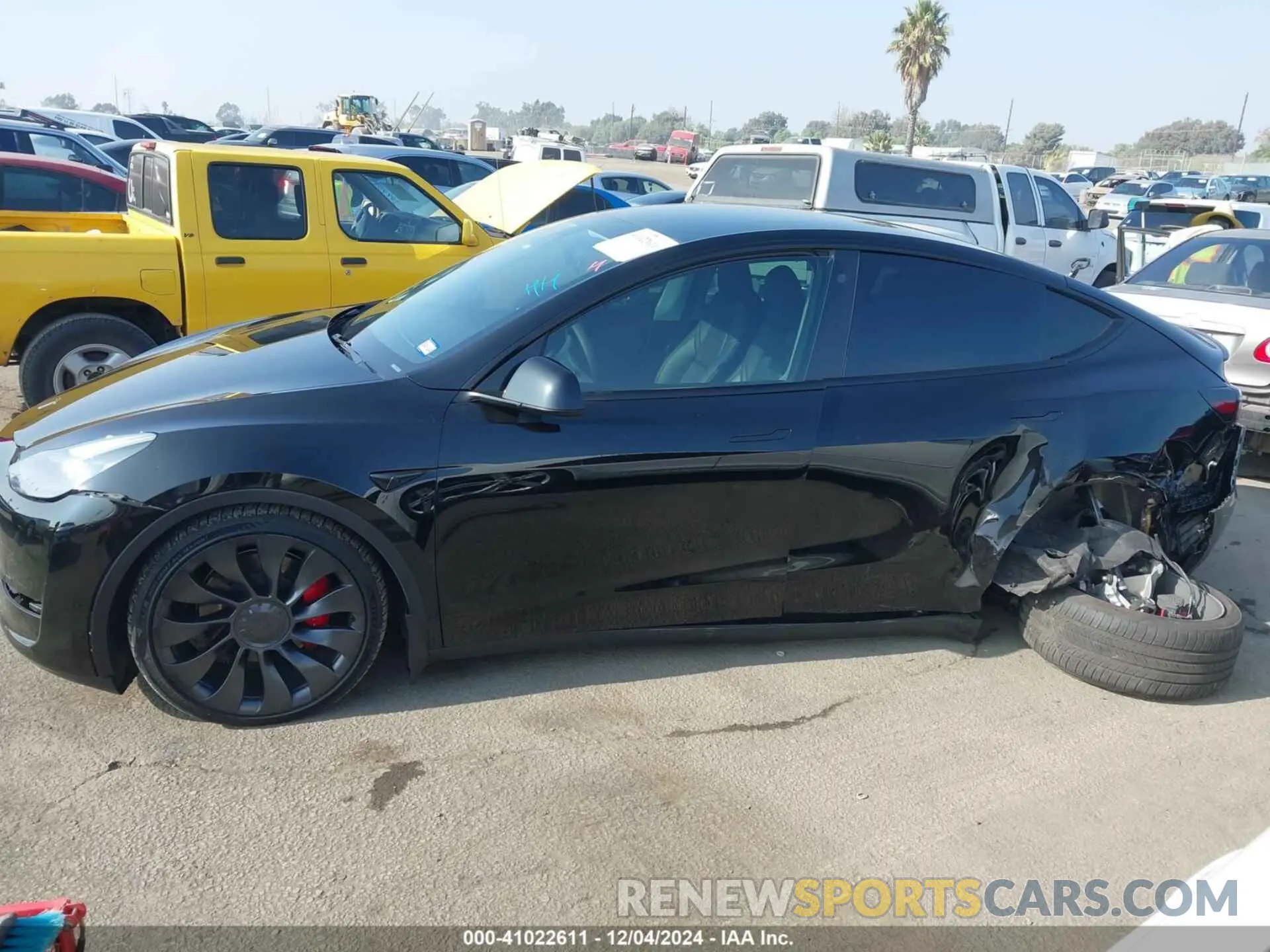 14 fotografías del automóvil dañado 7SAYGDEF9PF762230 TESLA MODEL Y 2023