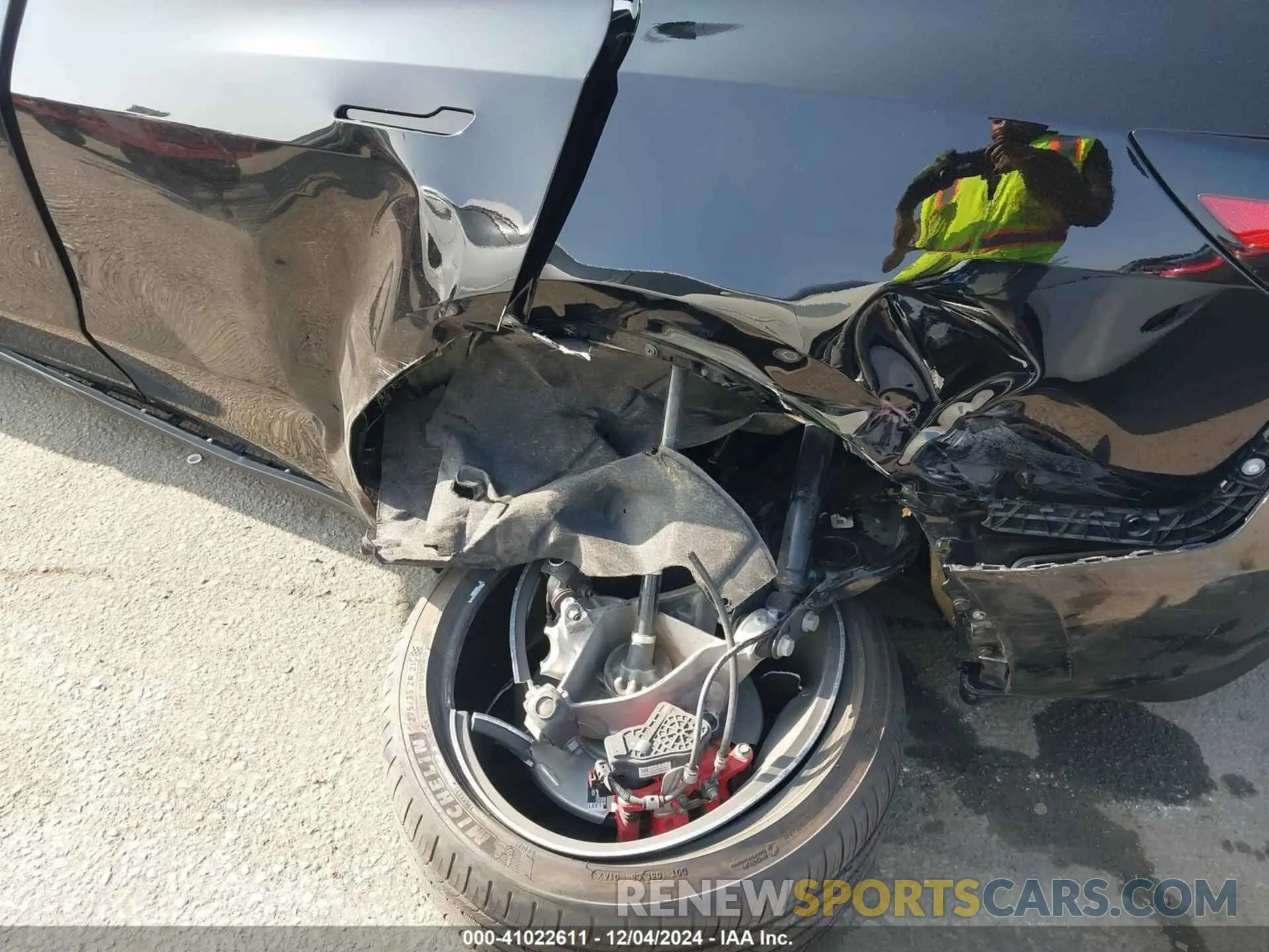 6 fotografías del automóvil dañado 7SAYGDEF9PF762230 TESLA MODEL Y 2023