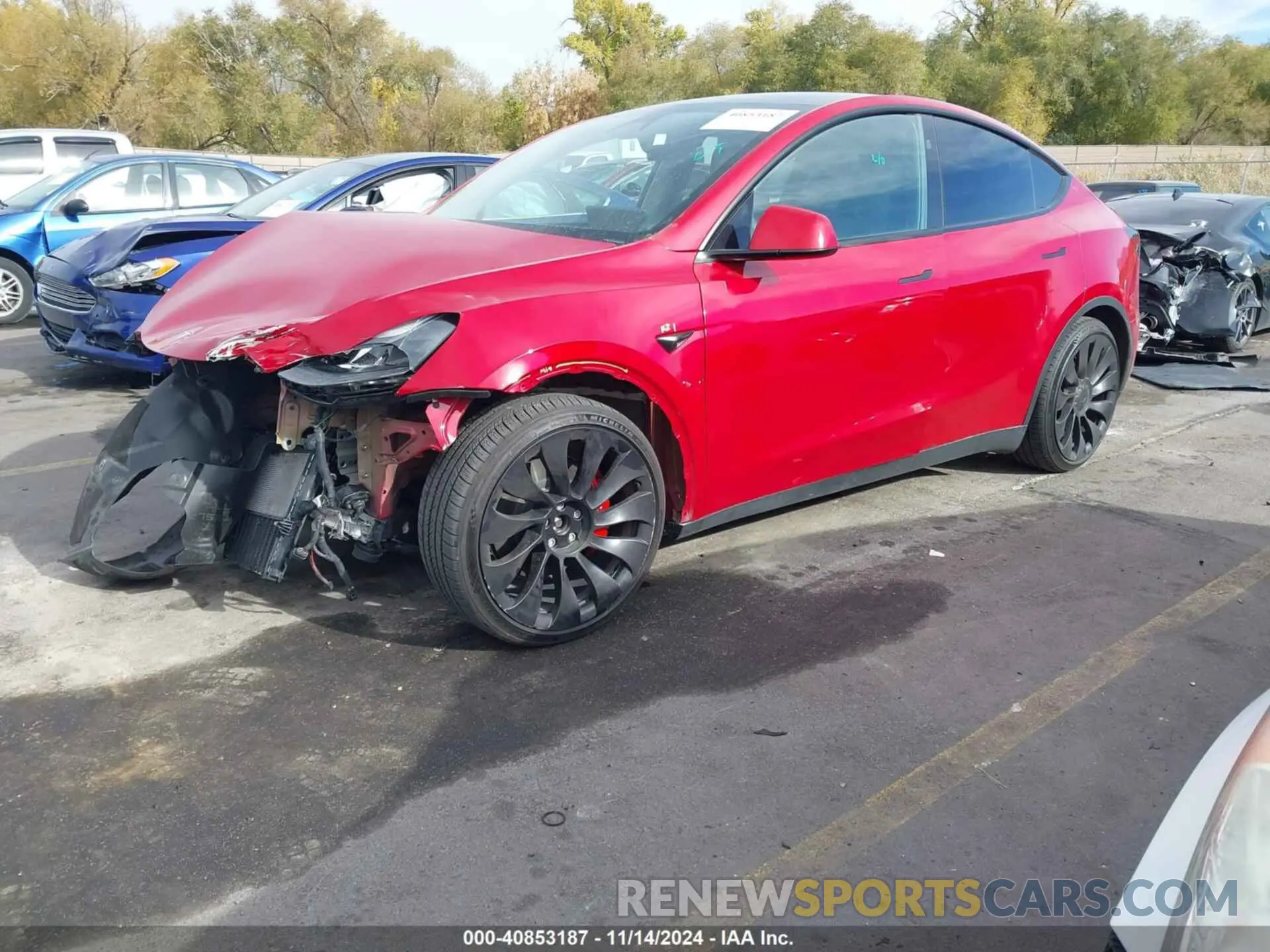 2 fotografías del automóvil dañado 7SAYGDEF9PF797155 TESLA MODEL Y 2023