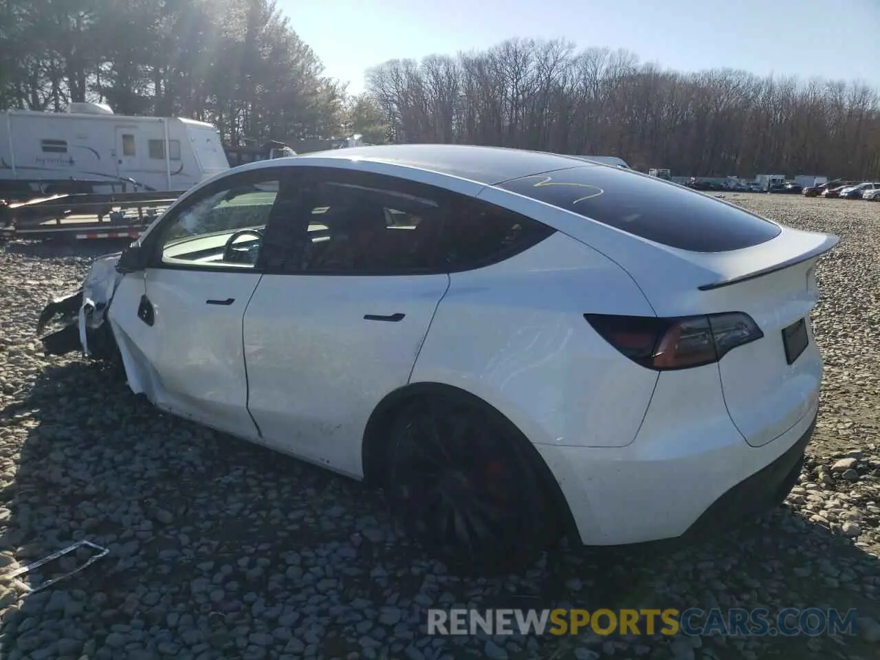 2 fotografías del automóvil dañado 7SAYGDEF9PF800328 TESLA MODEL Y 2023