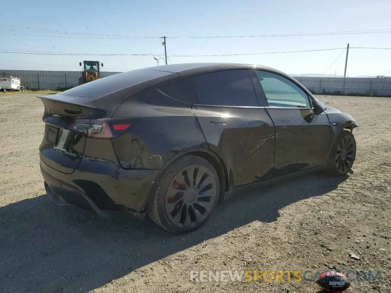 3 fotografías del automóvil dañado 7SAYGDEF9PF897644 TESLA MODEL Y 2023