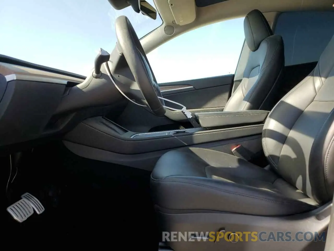 7 fotografías del automóvil dañado 7SAYGDEF9PF897644 TESLA MODEL Y 2023