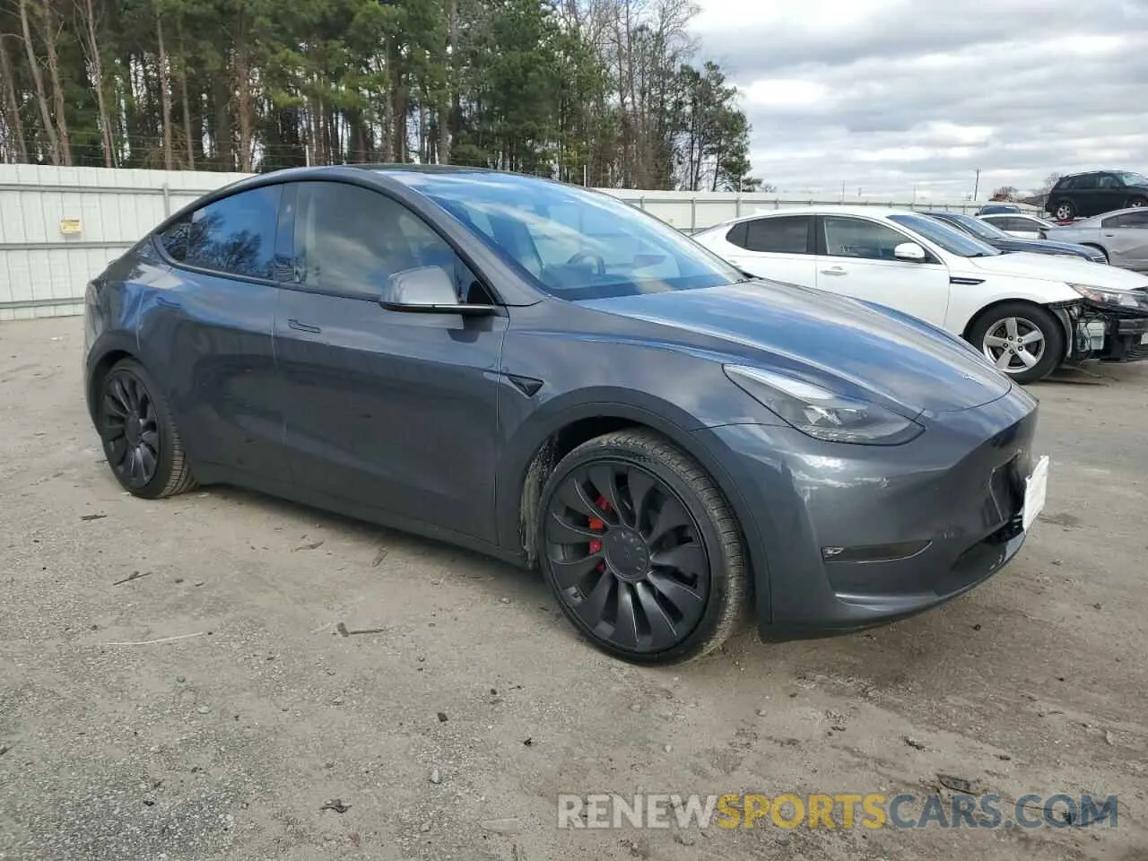 4 fotografías del automóvil dañado 7SAYGDEF9PF935356 TESLA MODEL Y 2023