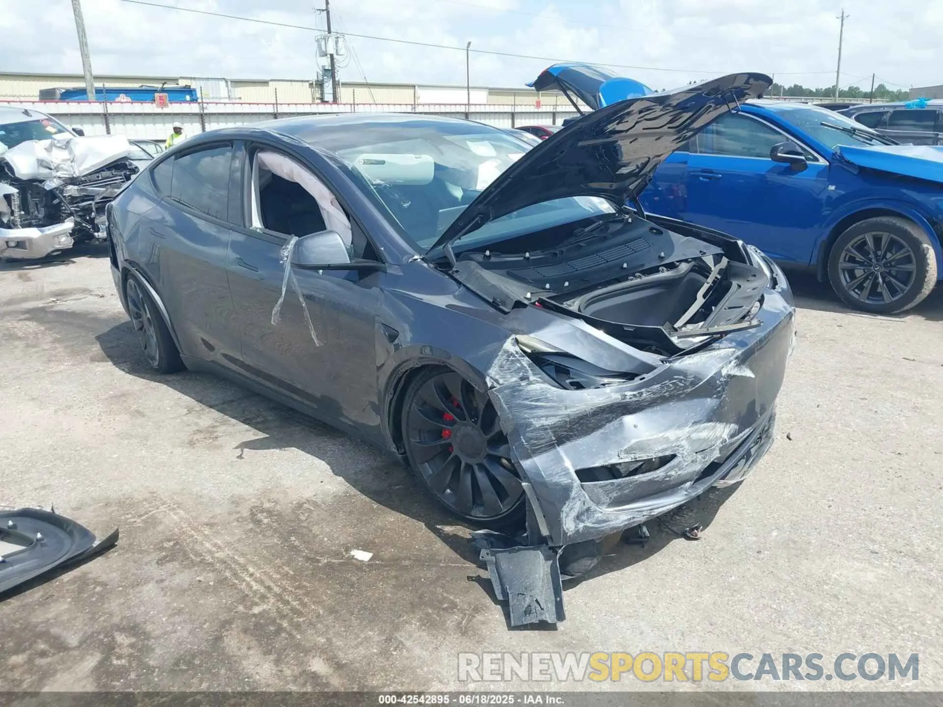 1 fotografías del automóvil dañado 7SAYGDEF9PF940492 TESLA MODEL Y 2023