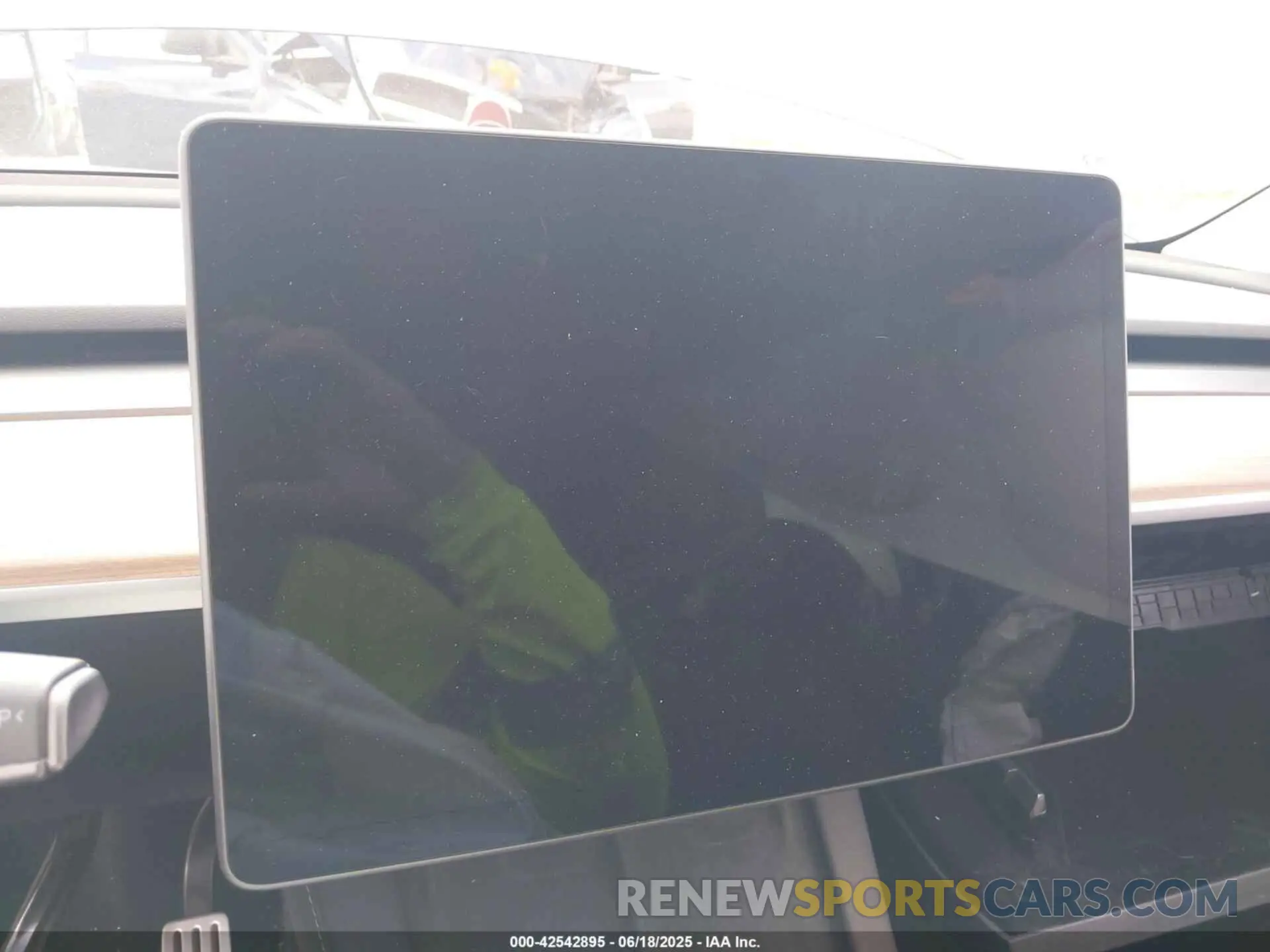 7 fotografías del automóvil dañado 7SAYGDEF9PF940492 TESLA MODEL Y 2023