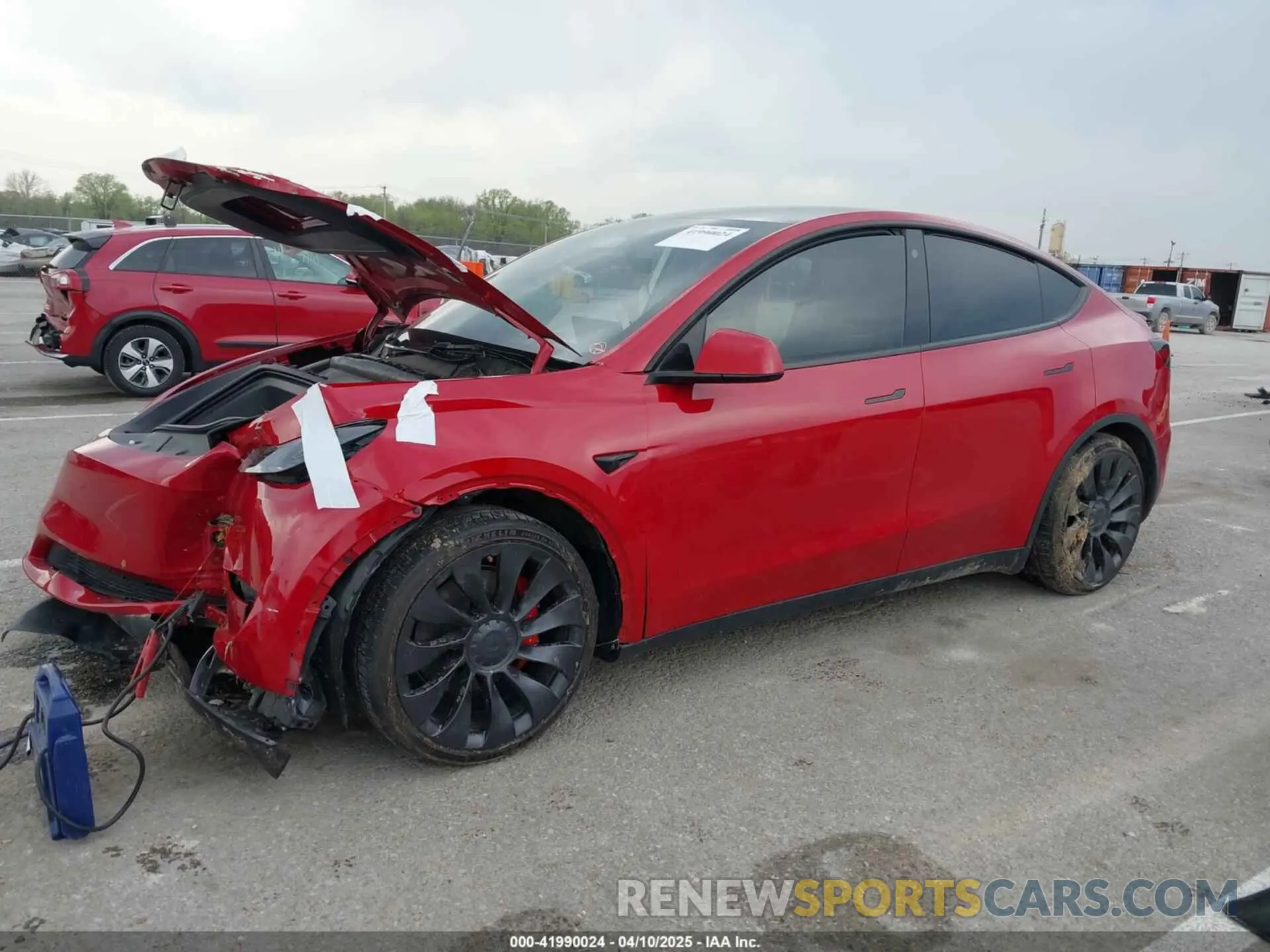 2 fotografías del automóvil dañado 7SAYGDEFXPF765508 TESLA MODEL Y 2023