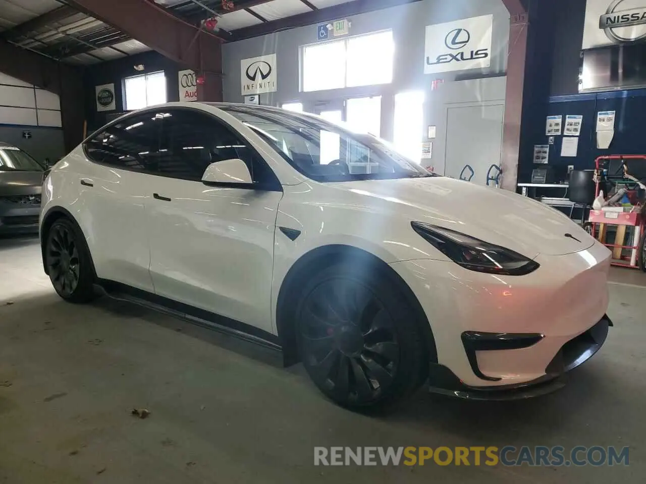 4 fotografías del automóvil dañado 7SAYGDEFXPF777075 TESLA MODEL Y 2023