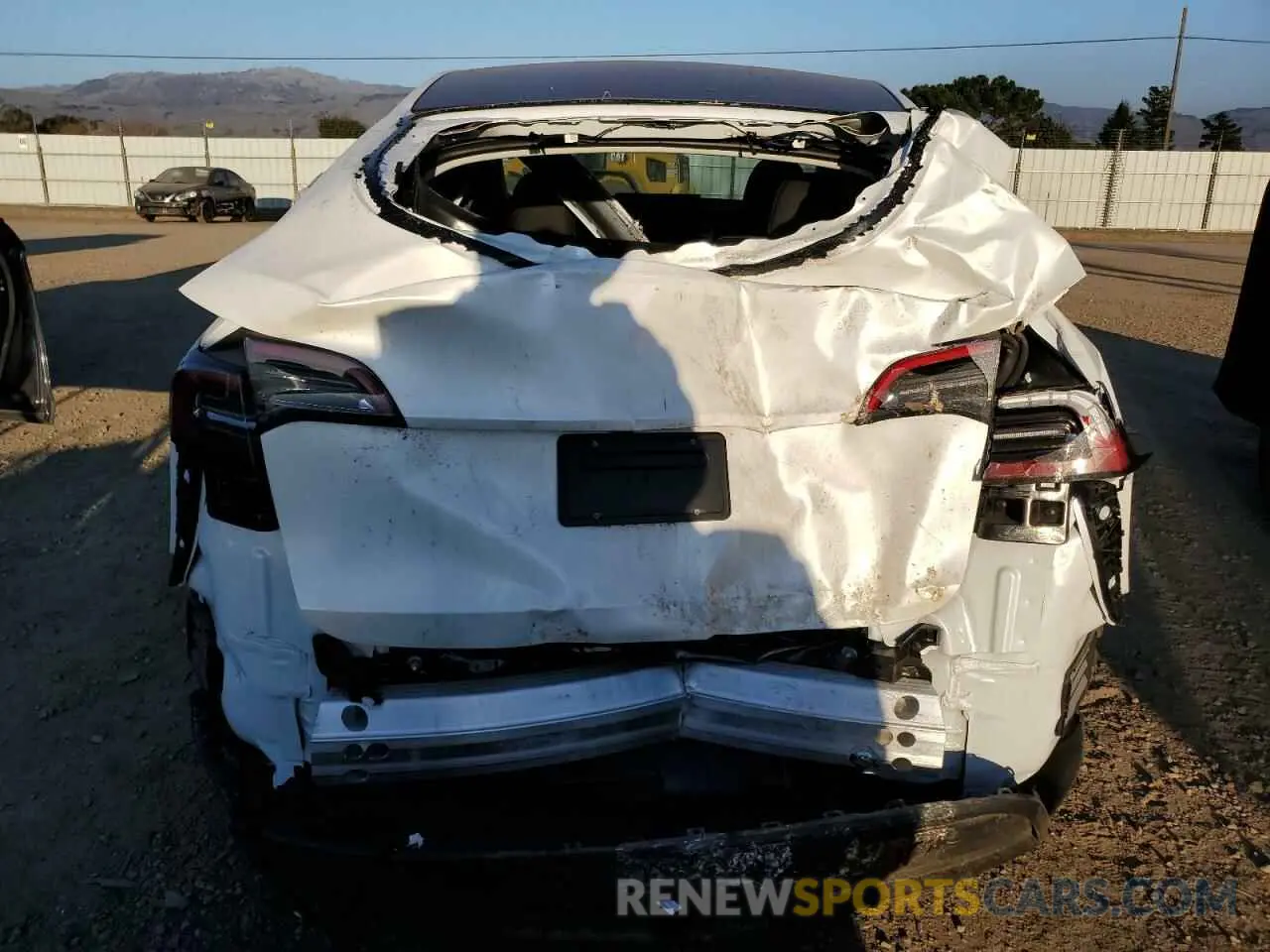 6 fotografías del automóvil dañado 7SAYGDEFXPF814951 TESLA MODEL Y 2023